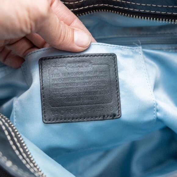 Coach | ZOE | Leather black/grey signature Jacquard Canvas shoulder bag - Picture 7 of 8